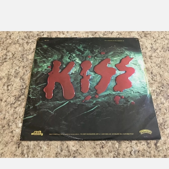 Vintage Kiss Love Gun Album 1977 - Picture 6 of 11
